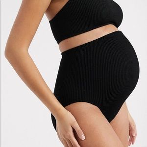 NWOT maternity swim bottoms